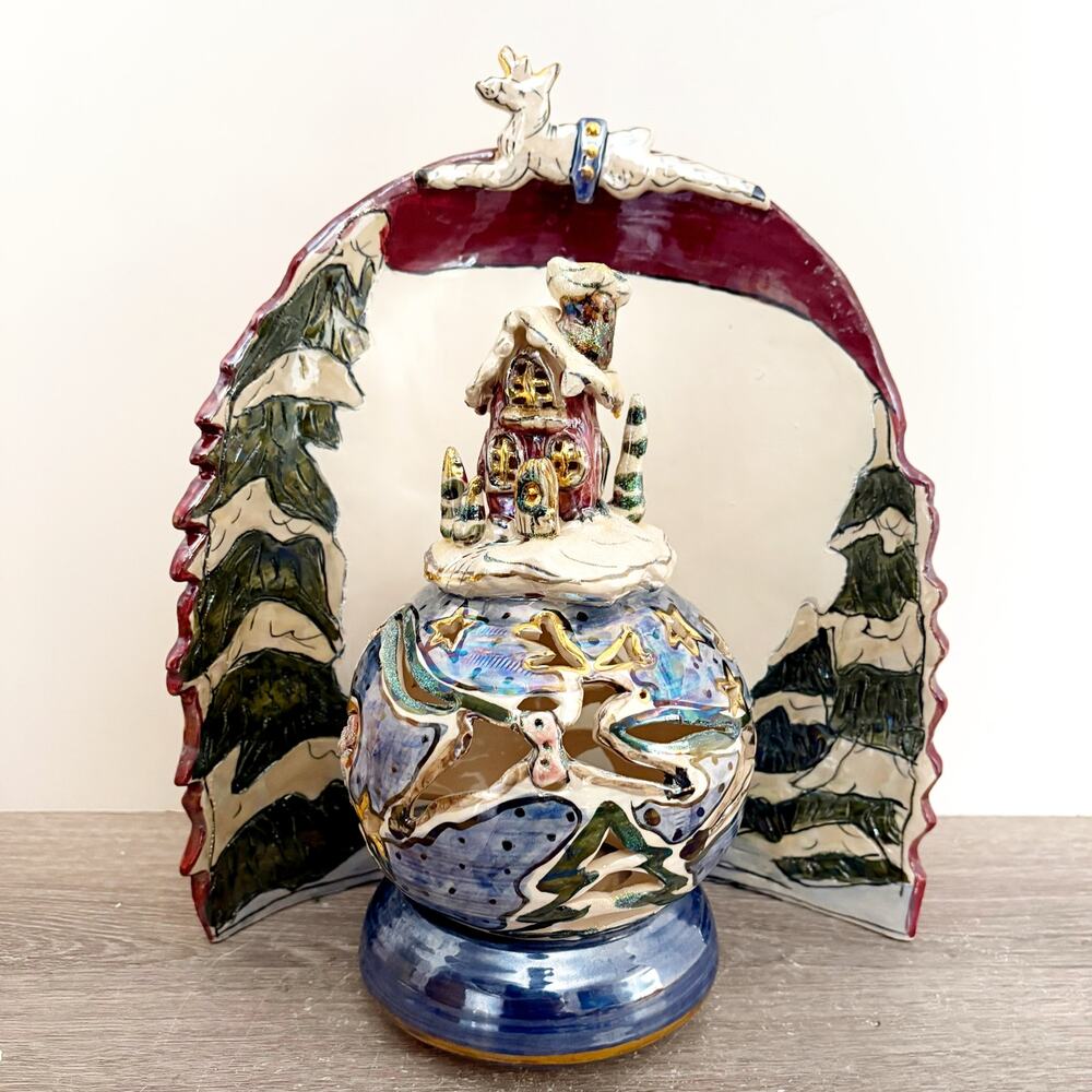 Blue Sky Clayworks HERE COMES SANTA CLAUS Heather Goldminc Musical Candle Holder